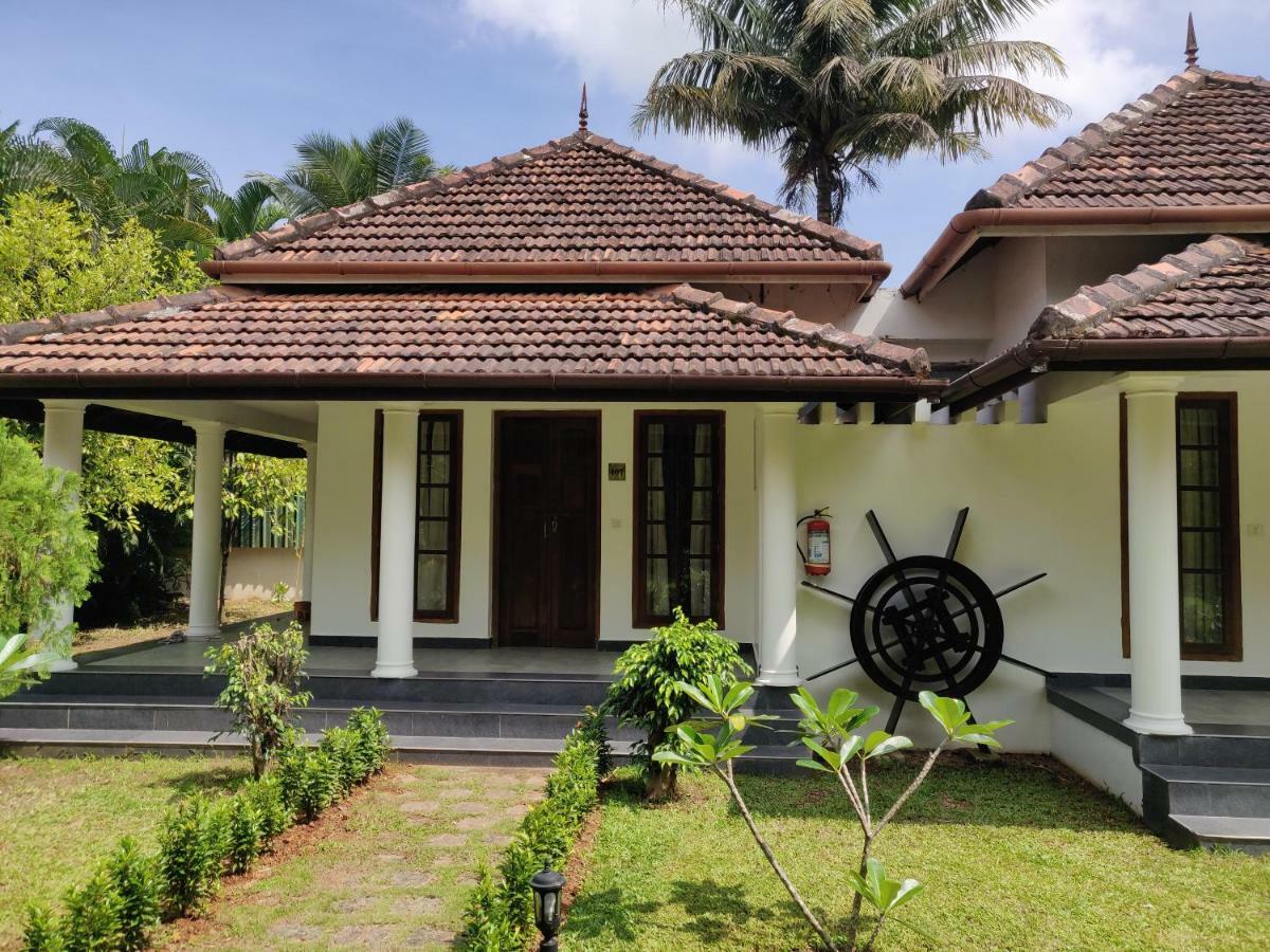 Triveny River Palace Hotel Alappuzha Luaran gambar