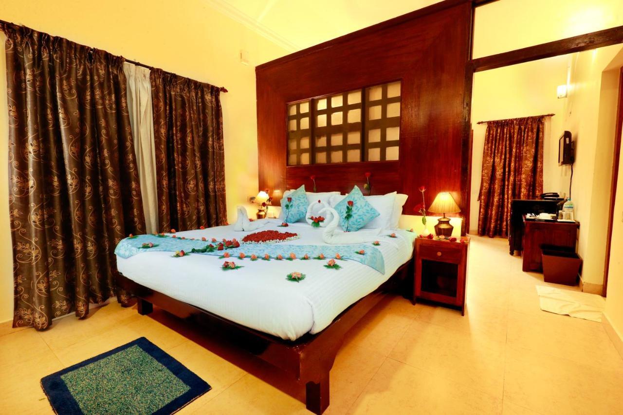 Triveny River Palace Hotel Alappuzha Luaran gambar