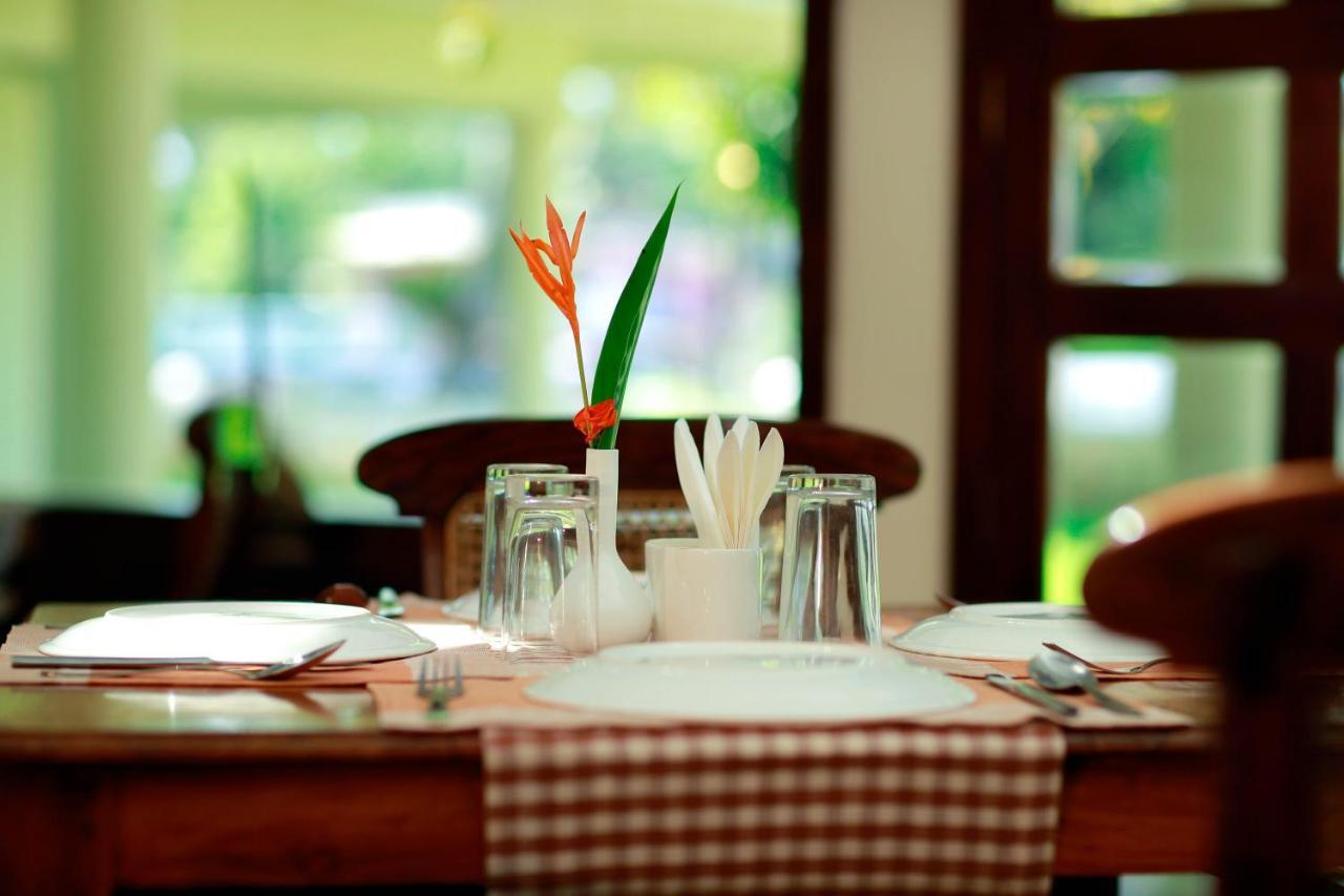 Triveny River Palace Hotel Alappuzha Luaran gambar